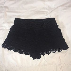 BLACK LACE SHORTS